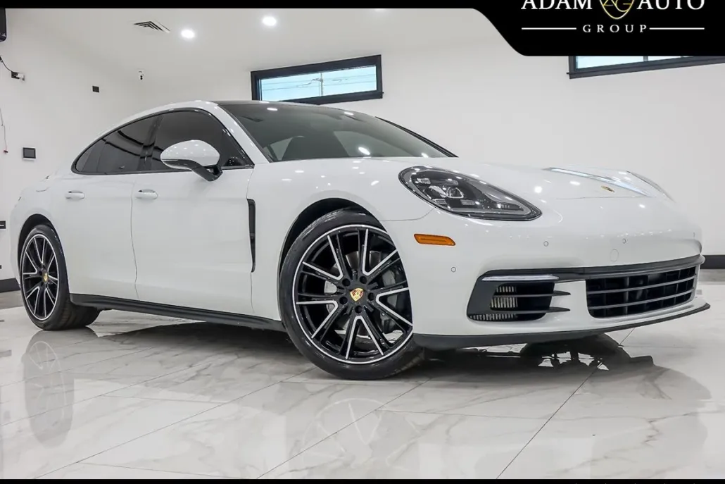 2018 Porsche Panamera 4S photo 1