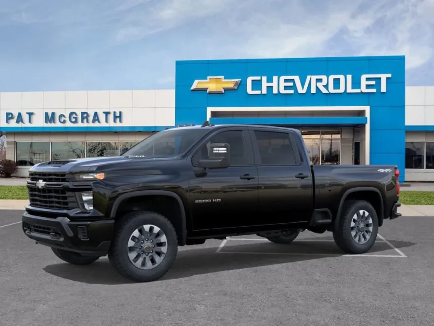 2025 Chevrolet Silverado 2500HD Custom photo 1