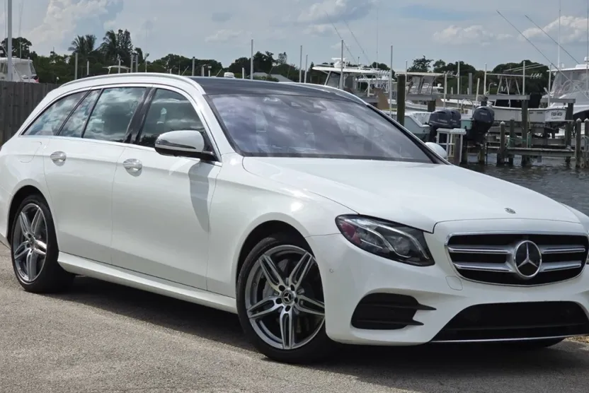 2019 Mercedes Benz E 450 4MATIC photo 1