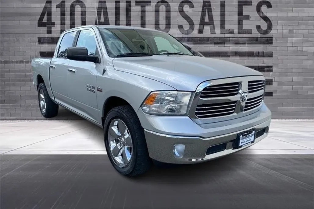 2014 Ram 1500 SLT photo 1