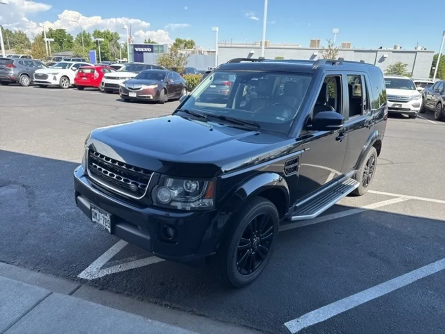 2015 Land Rover LR4 Base photo 1