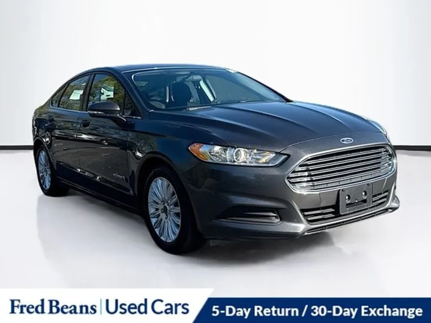 2015 Ford Fusion Hybrid SE photo 1