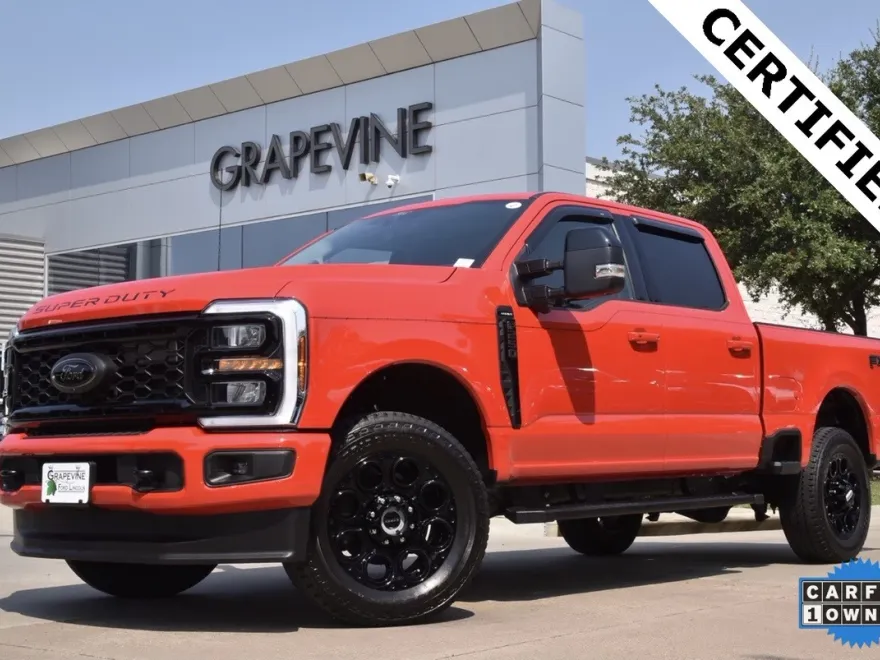 2025 Ford F-250 Lariat photo 1