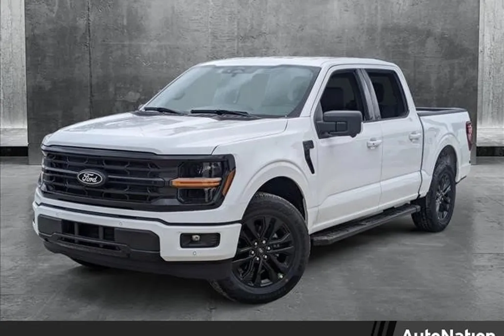 2025 Ford F-150 XLT photo 1