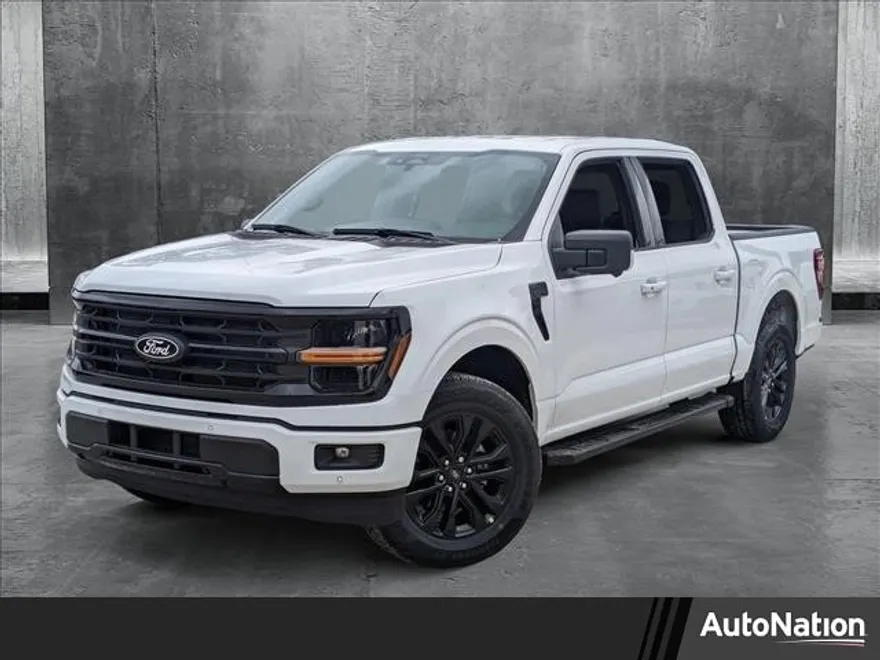 2025 Ford F-150 XLT photo 1
