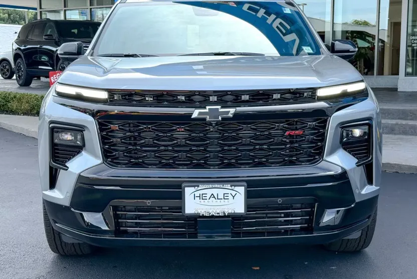 2026 Chevrolet Traverse RS photo 1