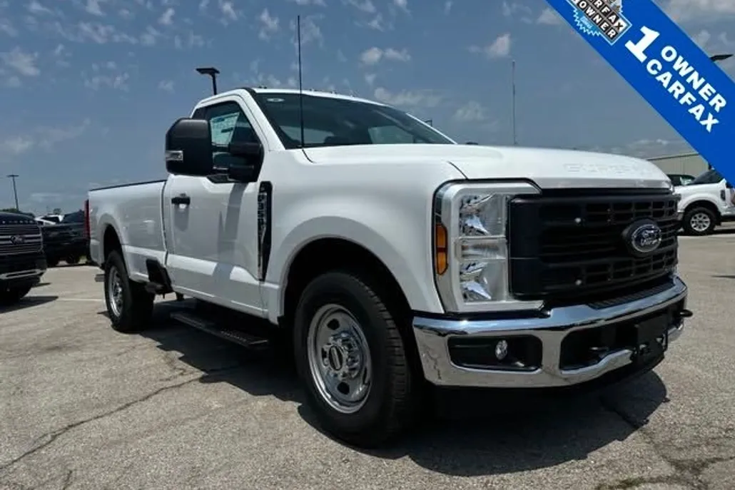 2024 Ford F-350 XL photo 1