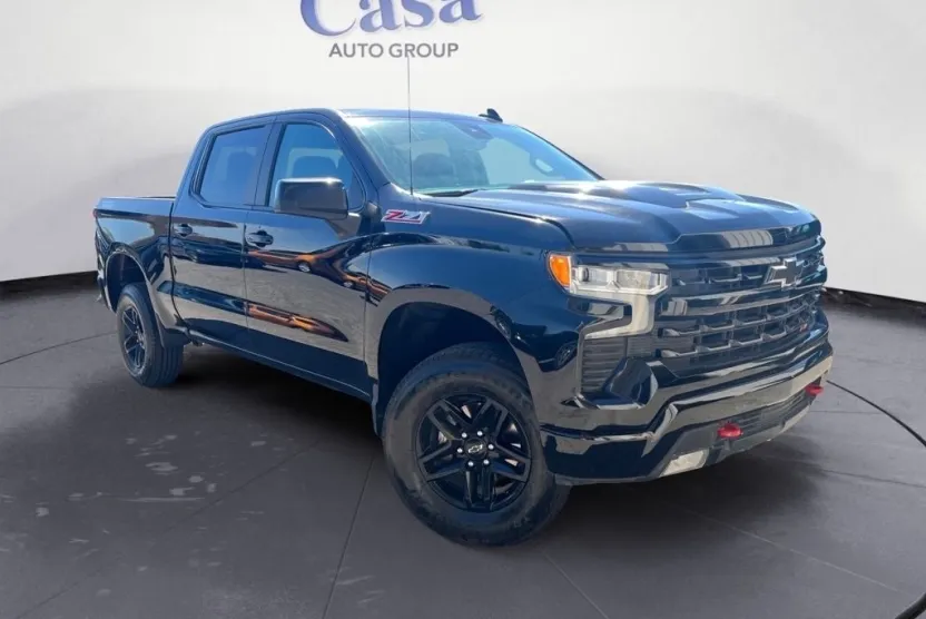 2023 Chevrolet Silverado 1500 LT Trail Boss photo 1