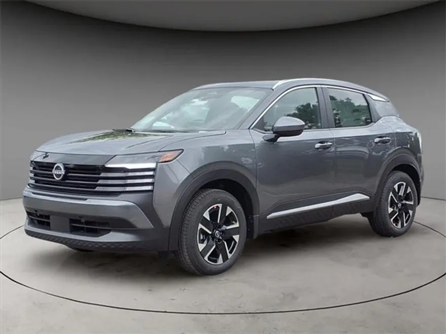 2025 Nissan Kicks SV photo 1