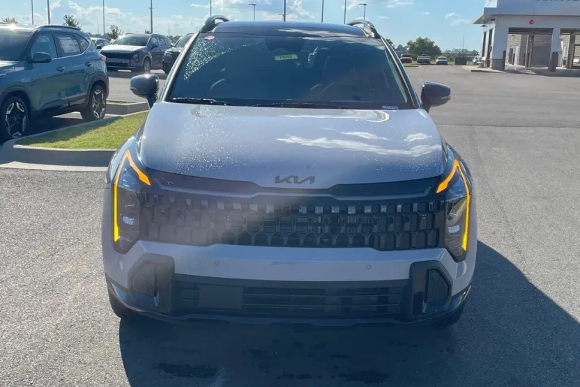 2026 Kia Sportage Hybrid Base photo 1