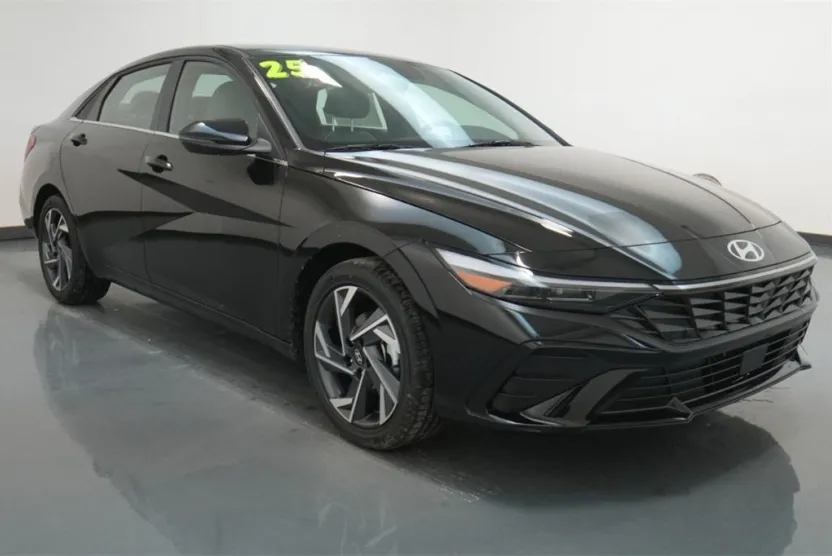 2025 Hyundai Elantra Hybrid Limited photo 1