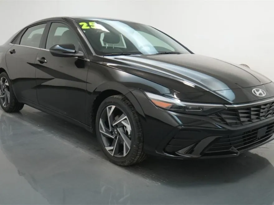 2025 Hyundai Elantra Hybrid Limited photo 1