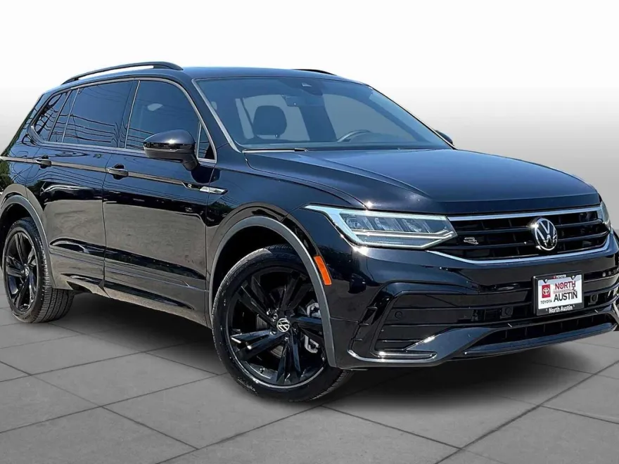 2024 Volkswagen Tiguan SE R-Line Black photo 1