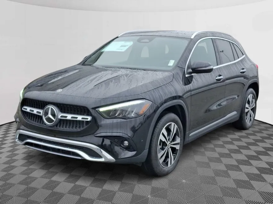 2025 Mercedes Benz GLA 250 4MATIC photo 1