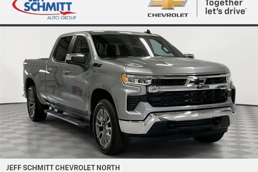 2026 Chevrolet Silverado 1500 LT photo 1