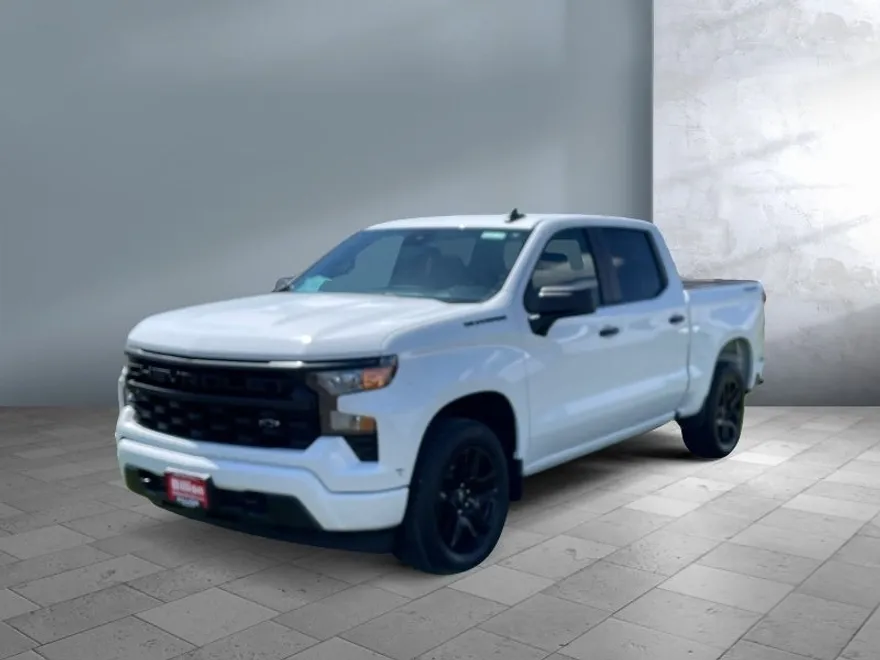2023 Chevrolet Silverado 1500 Custom photo 1