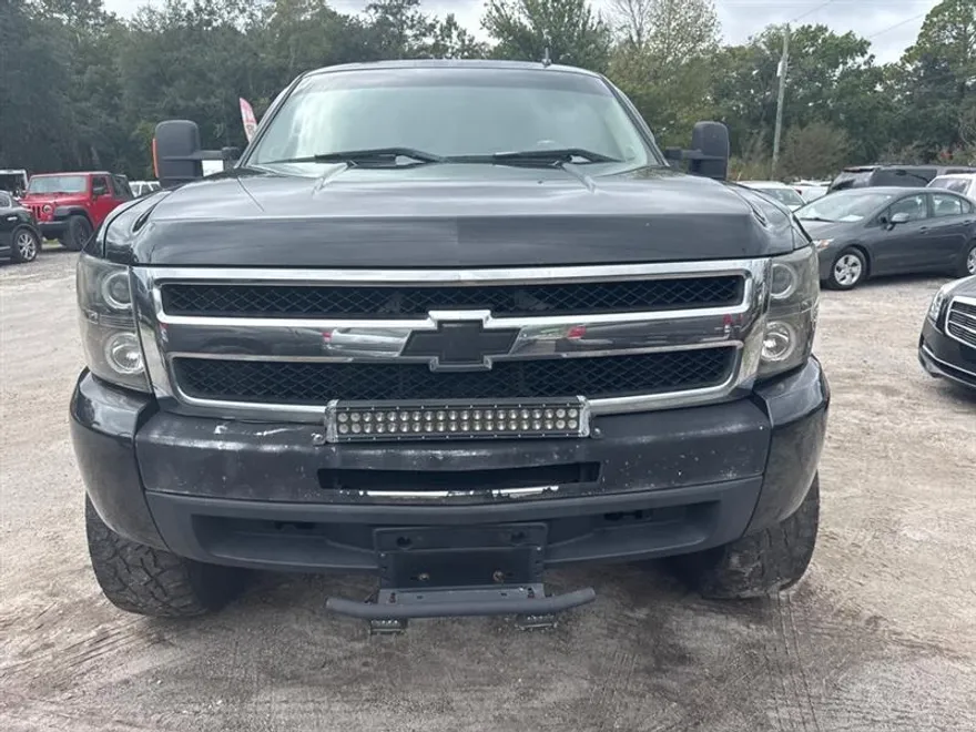 2010 Chevrolet Silverado 1500 LT1 photo 2