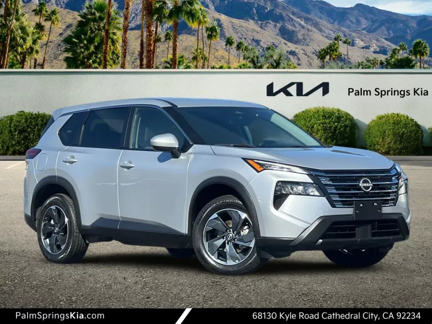 2024 Nissan Rogue SV photo 1