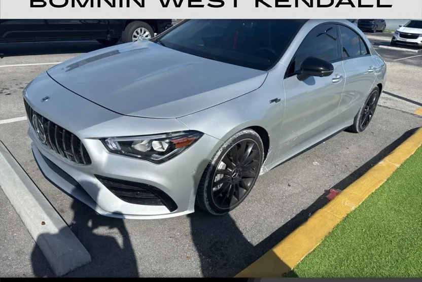 2023 Mercedes Benz CLA 35 AMG photo 1