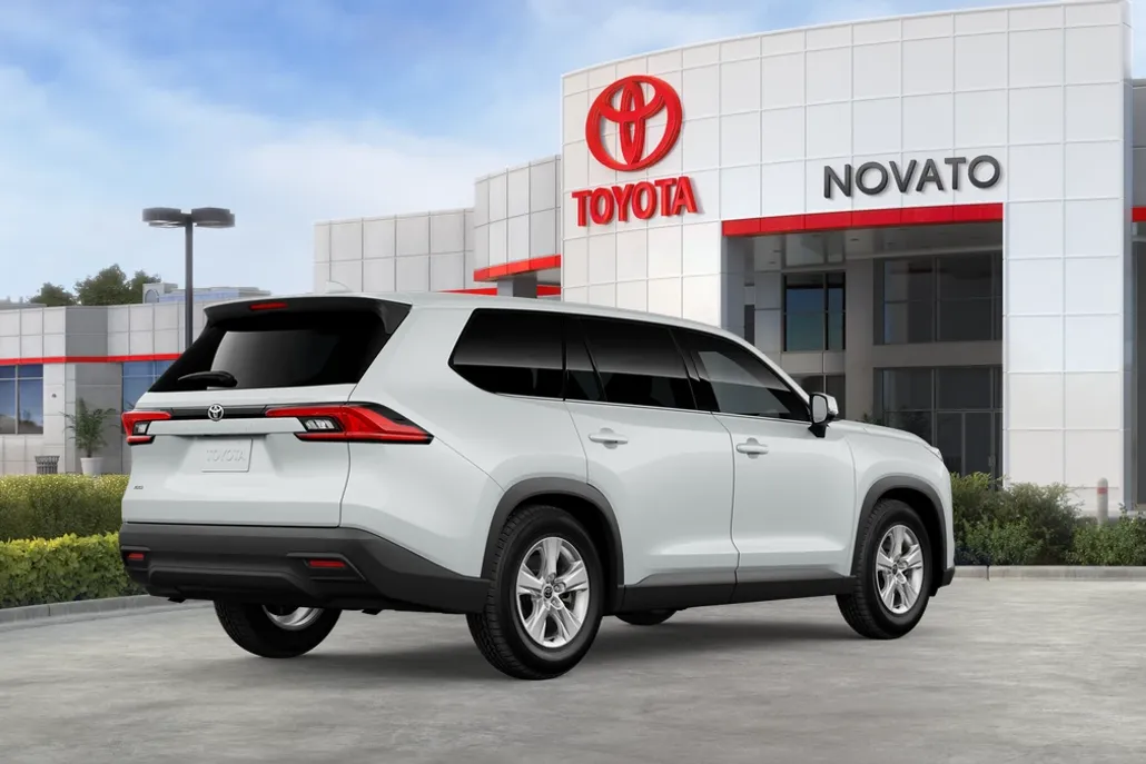2026 Toyota Grand Highlander LE photo 1