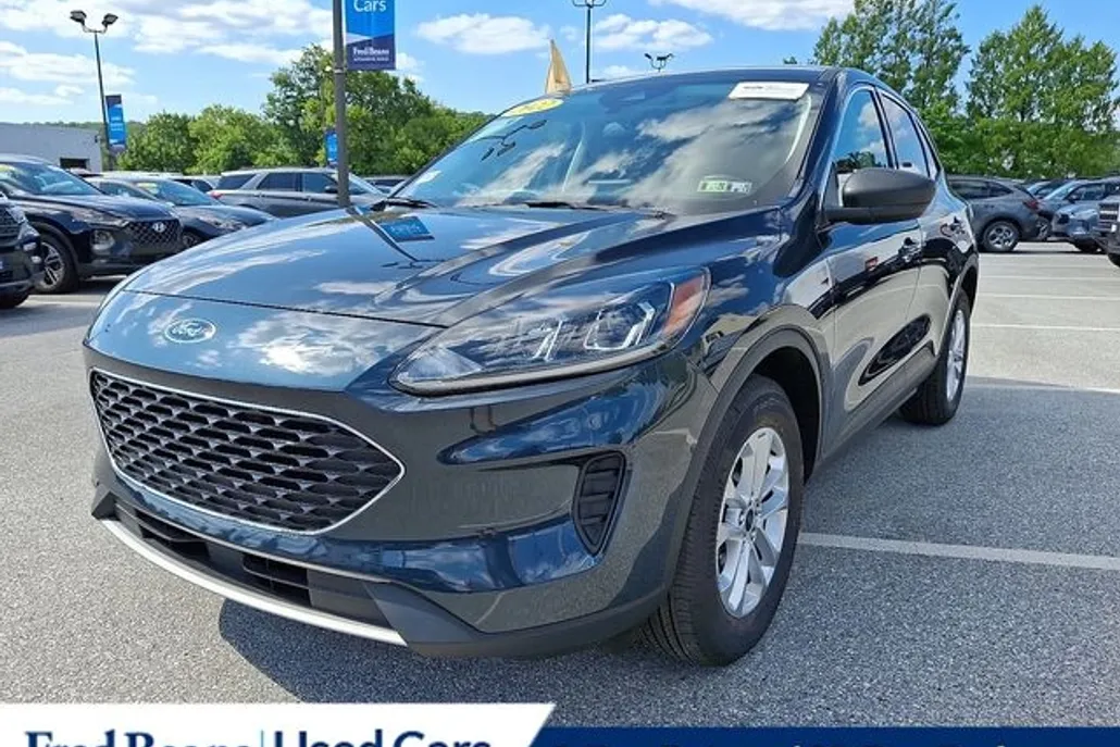 2022 Ford Escape SE photo 1