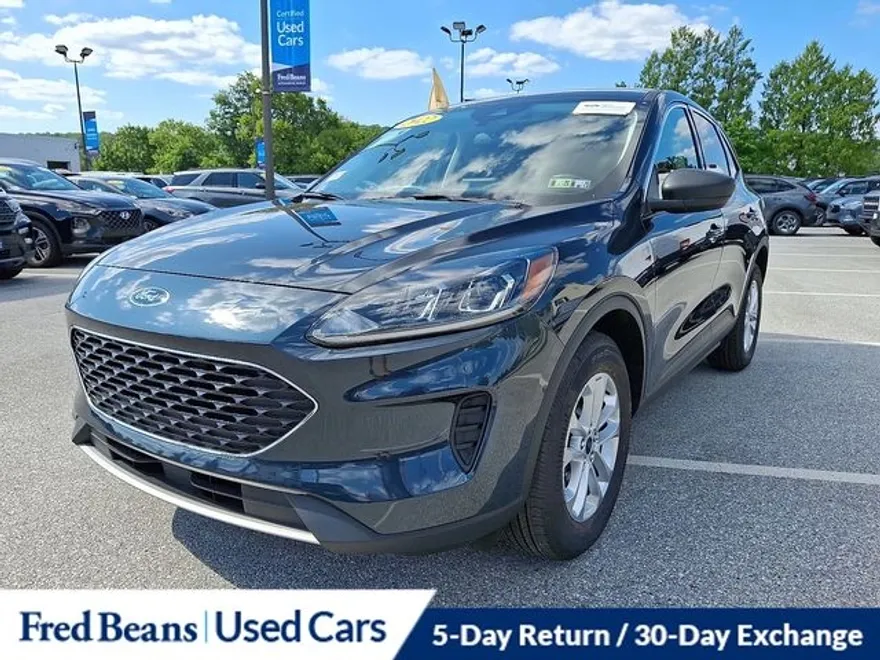 2022 Ford Escape SE photo 1