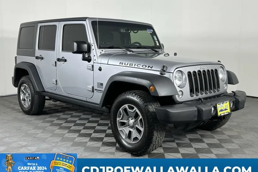 2015 Jeep Wrangler Unlimited Rubicon photo 1