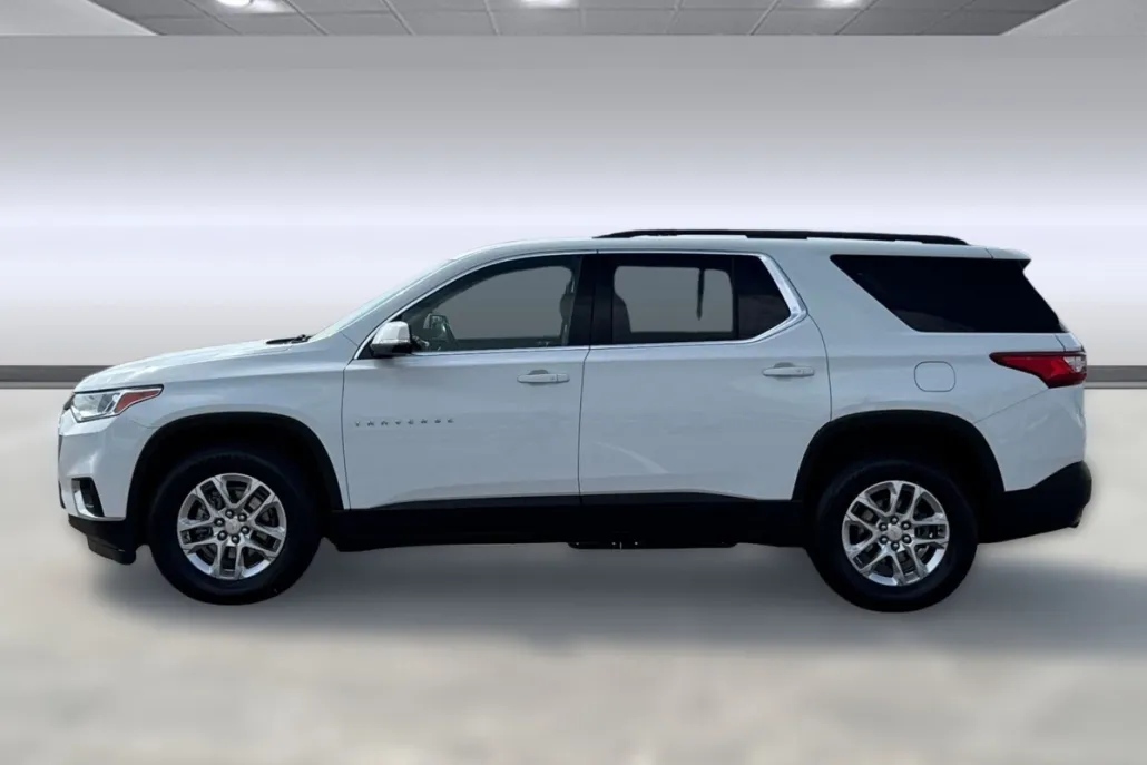 2021 Chevrolet Traverse Cloth photo 1