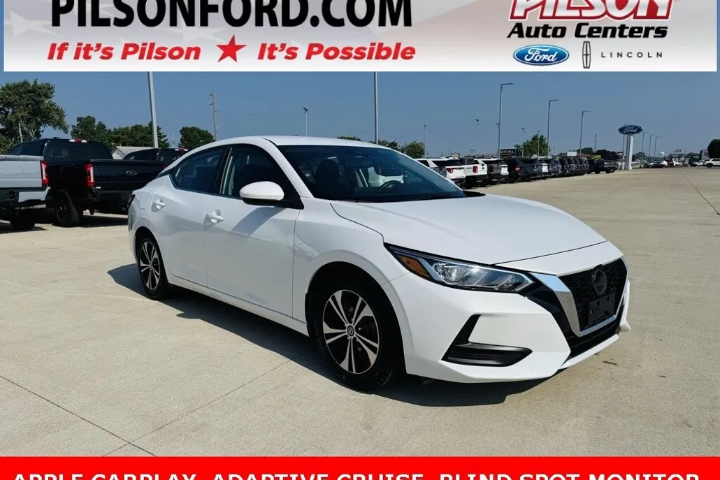 2022 Nissan Sentra SV photo 1