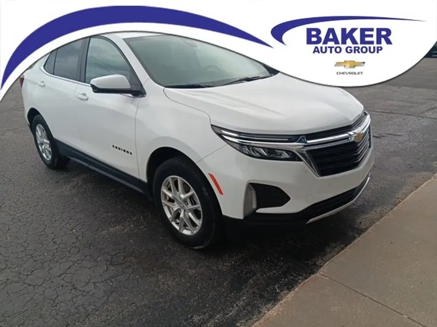 2022 Chevrolet Equinox LT photo 1