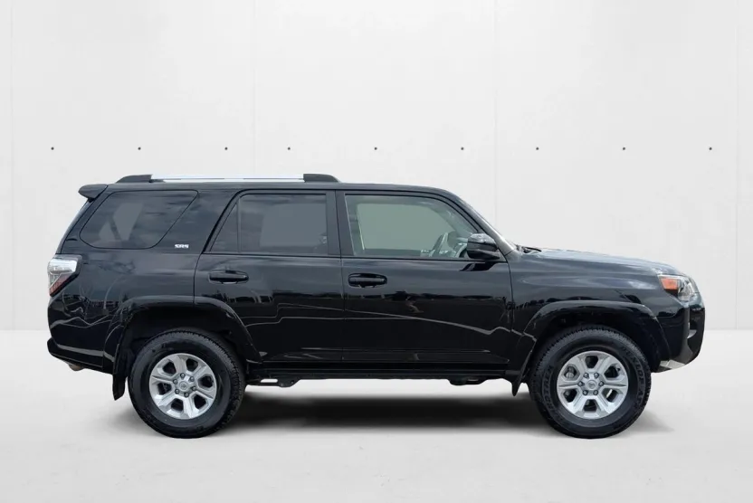 2024 Toyota 4Runner SR5 photo 1