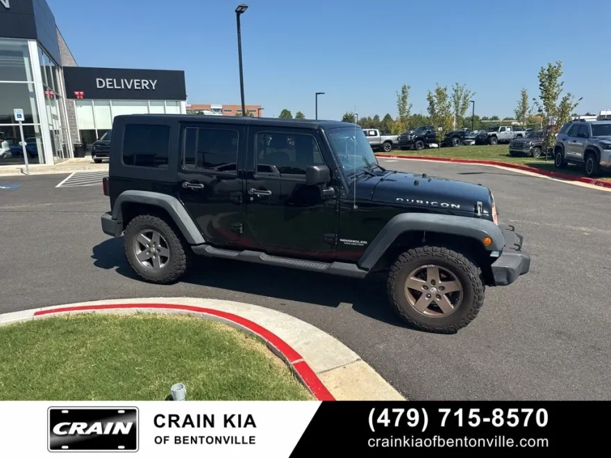 2010 Jeep Wrangler Unlimited Rubicon photo 1