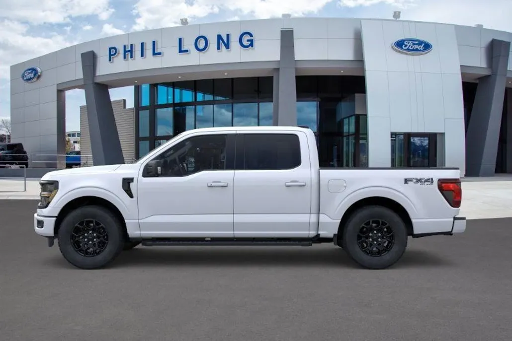 2025 Ford F-150 XLT photo 1