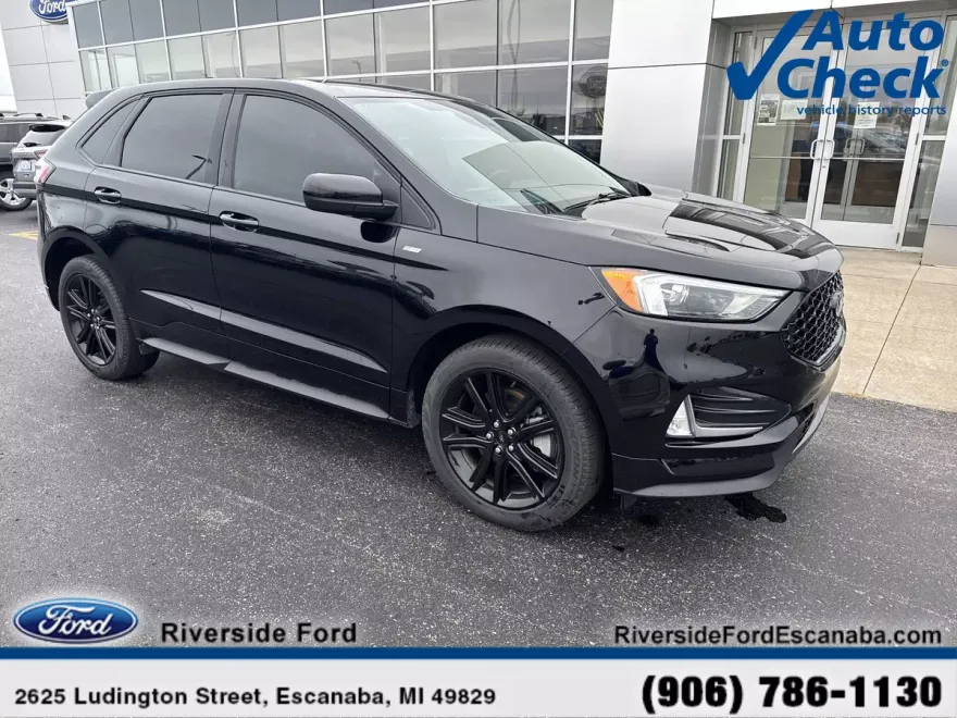 2024 Ford Edge ST-Line photo 1