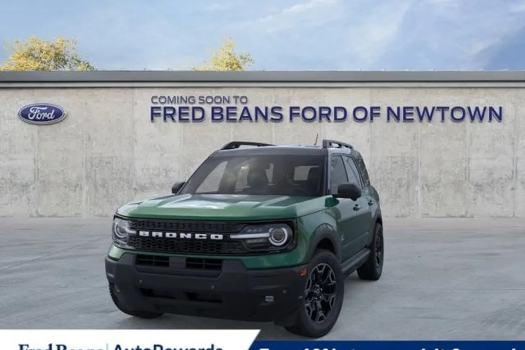 2025 Ford Bronco Sport Outer Banks photo 1