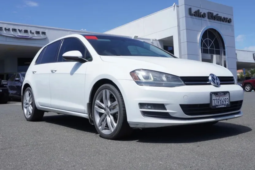 2015 Volkswagen Golf TDI SEL photo 1