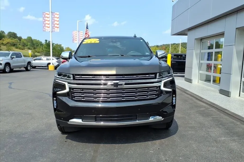 2022 Chevrolet Tahoe Premier photo 1