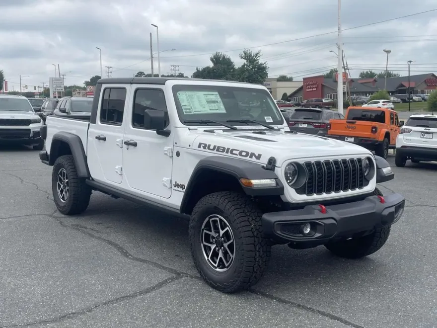 2025 Jeep Gladiator Rubicon photo 1