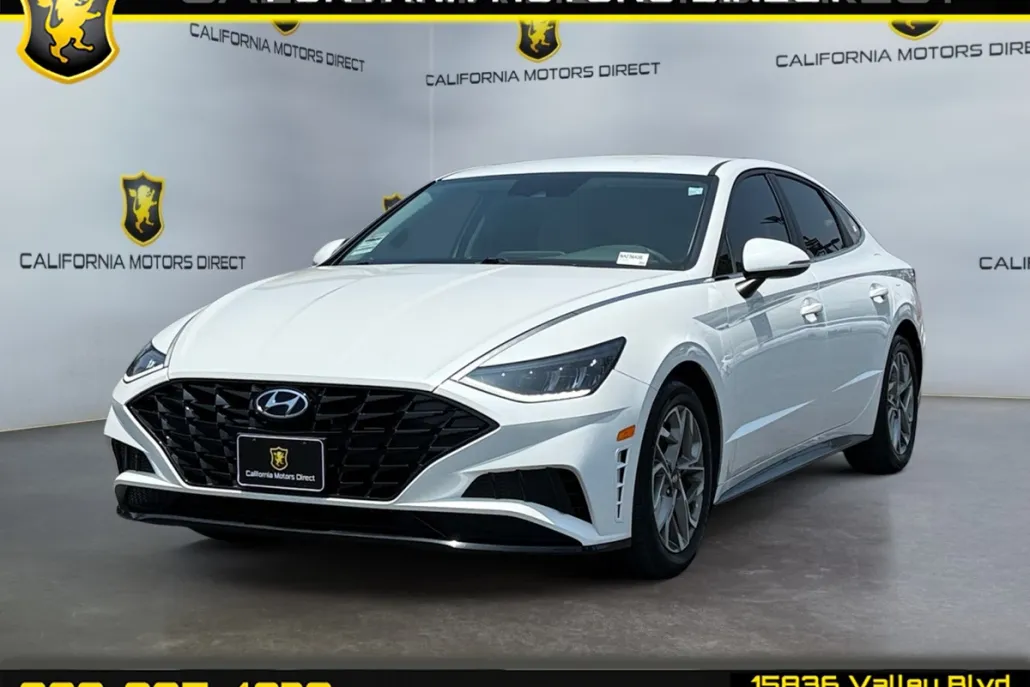 2022 Hyundai Sonata SEL photo 1
