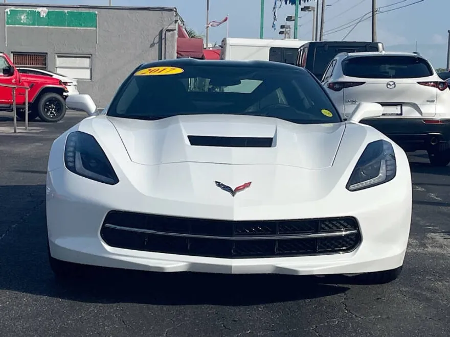 2017 Chevrolet Corvette Stingray Coupe 1LT photo 1