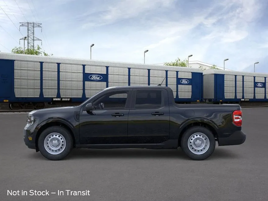 2025 Ford Maverick XL photo 1