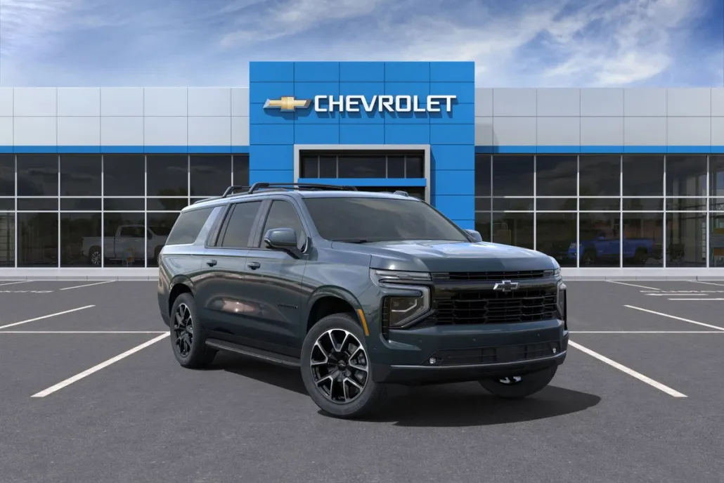 2025 Chevrolet Suburban RST photo 1