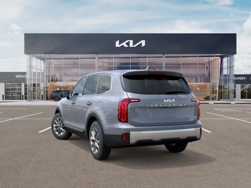 2025 Kia Telluride LX photo 1