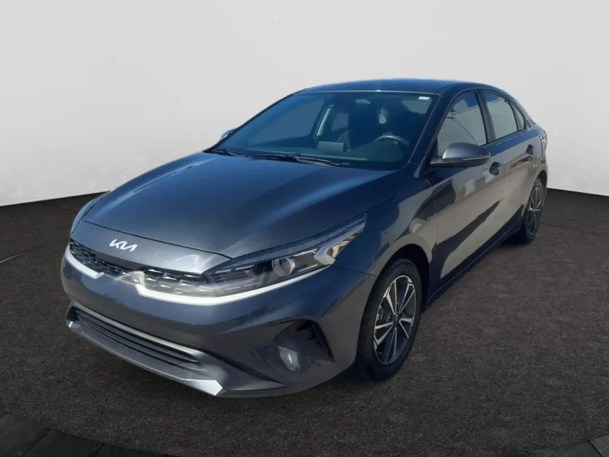 2024 Kia Forte LXS photo 1