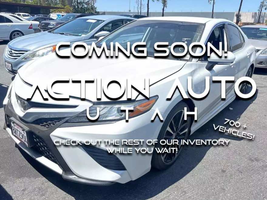 2019 Toyota Camry XSE photo 1