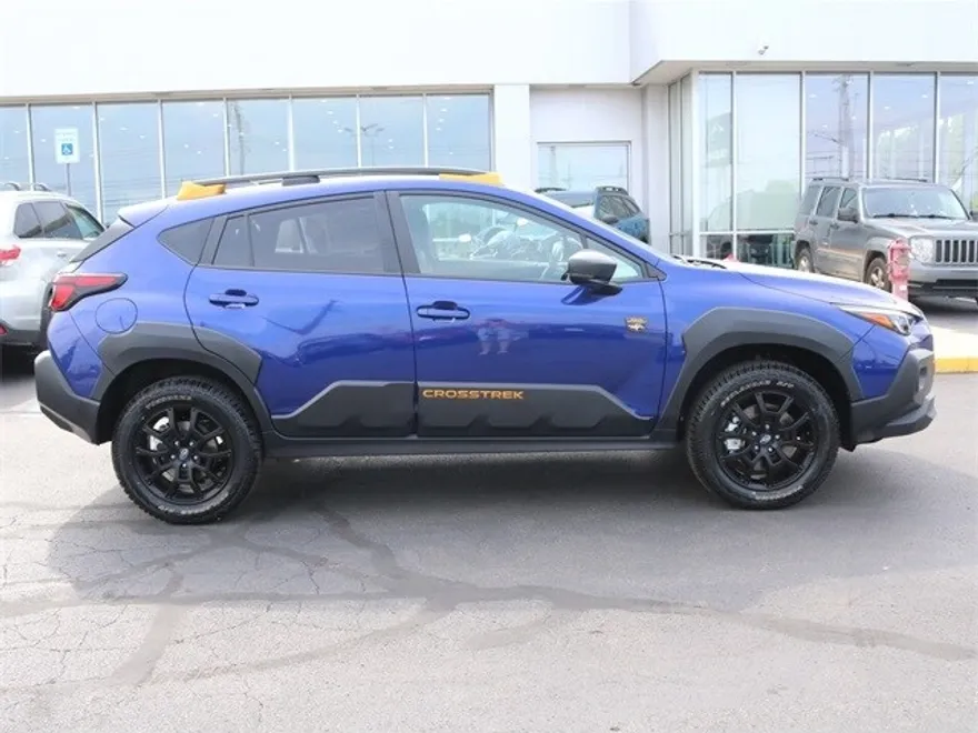2024 Subaru Crosstrek Wilderness photo 2