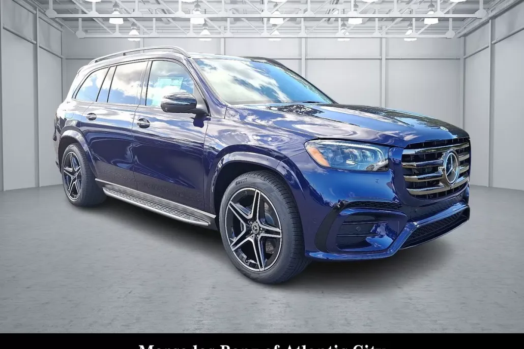 2026 Mercedes Benz GLS 450 4MATIC photo 1