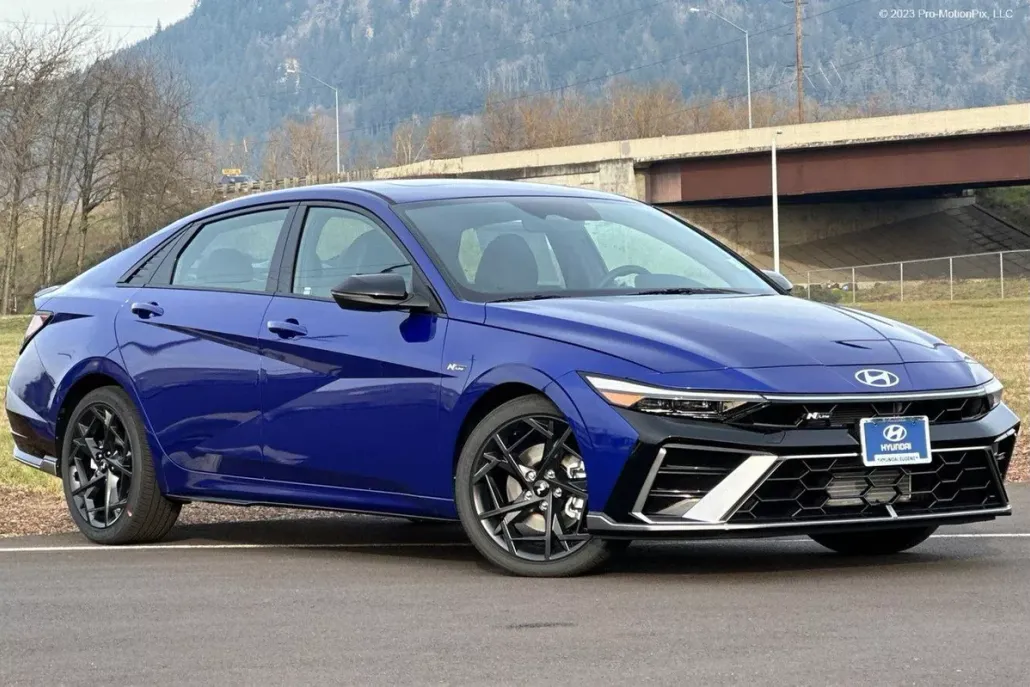 2025 Hyundai Elantra N Line photo 1