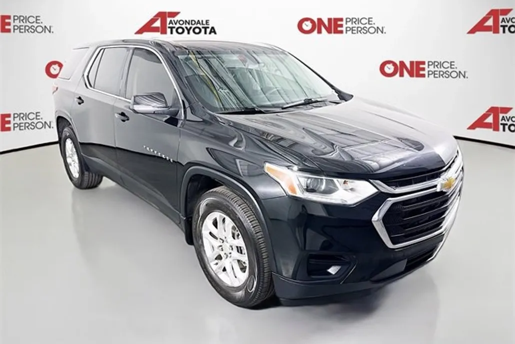 2021 Chevrolet Traverse 1LS photo 1