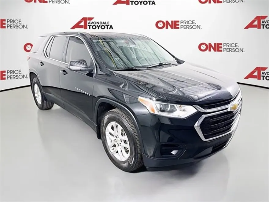 2021 Chevrolet Traverse 1LS photo 1